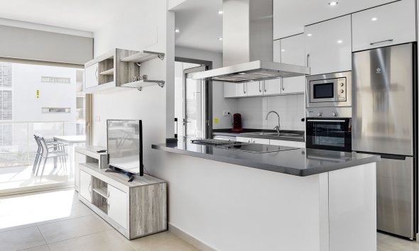 Resale - Apartment - Orihuela Costa - Villamartín