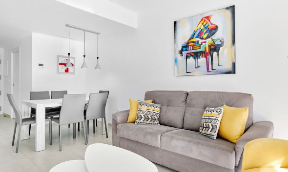 Resale - Apartment - Orihuela Costa - Villamartín