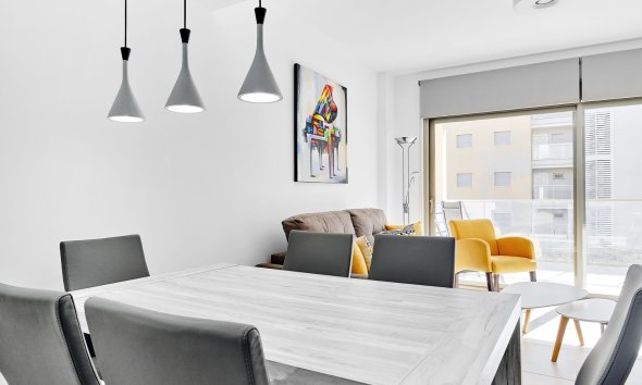 Resale - Apartment - Orihuela Costa - Villamartín