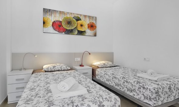 Resale - Apartment - Orihuela Costa - Villamartín