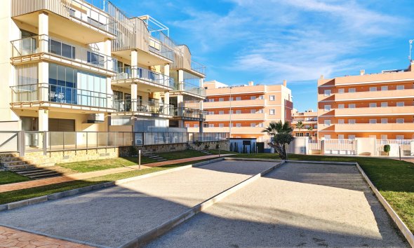 Resale - Apartment - Orihuela Costa - Villamartín