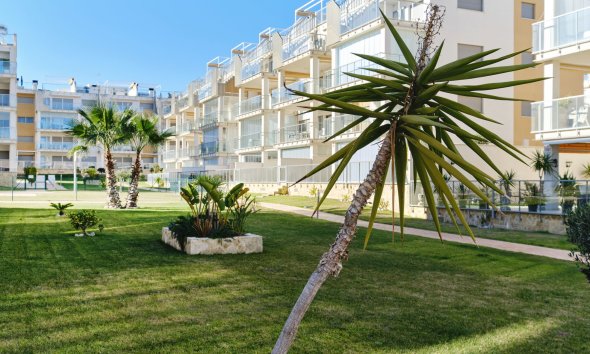 Resale - Apartment - Orihuela Costa - Villamartín