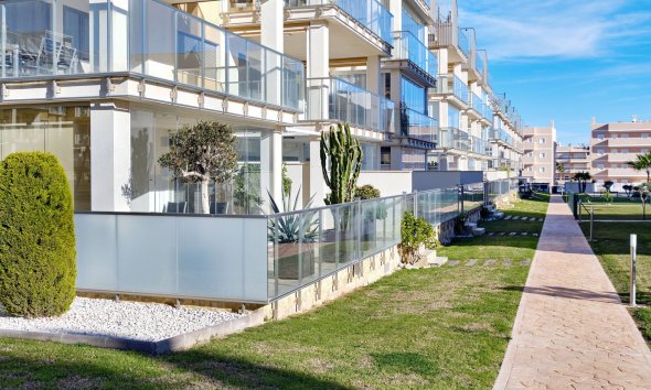 Resale - Apartment - Orihuela Costa - Villamartín