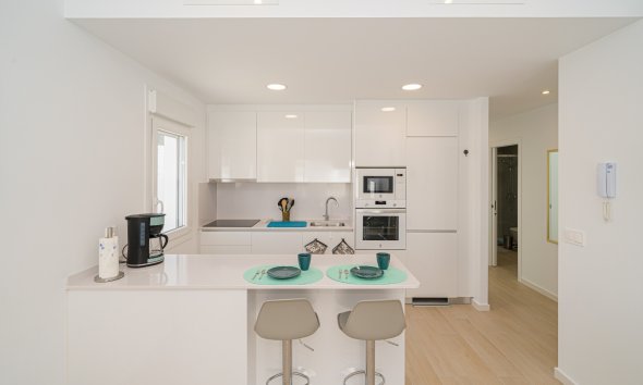 Resale - Villa - Avileses