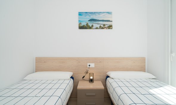 Resale - Villa - Avileses