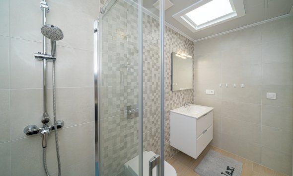 Resale - Villa - Avileses