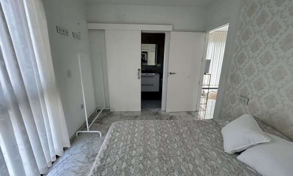 Resale - Villa - Torrevieja - Los Balcones