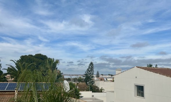 Resale - Villa - Torrevieja - Los Balcones