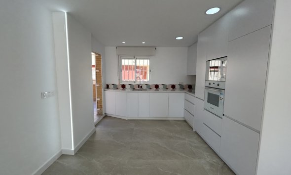 Resale - Apartment - Pilar de la Horadada