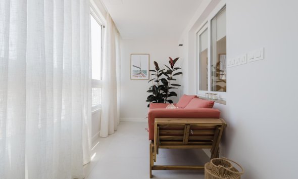 Resale - Apartment - Torrevieja - Playa del Acequión