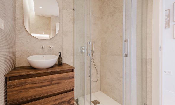 Resale - Apartment - Torrevieja - Playa del Acequión