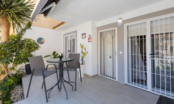 Resale - Bungalow - Guardamar del Segura - Urbanizaciones