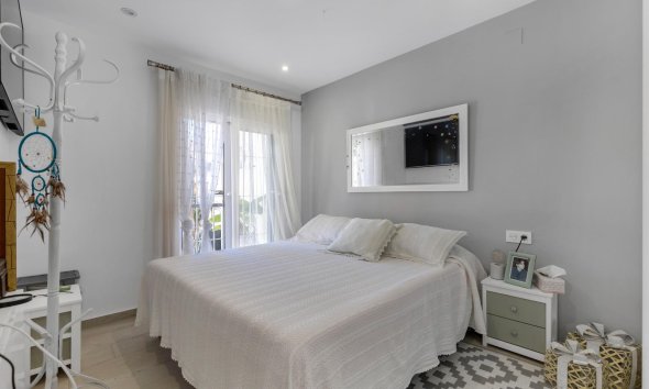 Resale - Bungalow - Guardamar del Segura - Urbanizaciones