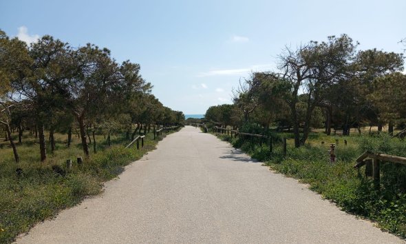 Resale - Bungalow - Guardamar del Segura - Urbanizaciones