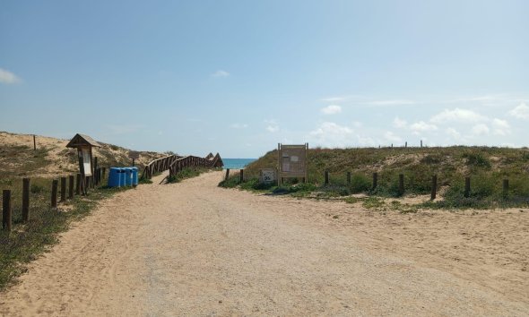 Resale - Bungalow - Guardamar del Segura - Urbanizaciones