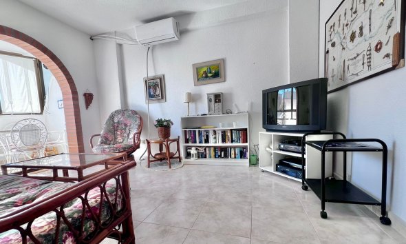 Resale - Apartment - Torrevieja - Cabo cervera