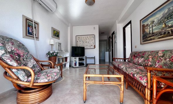 Resale - Apartment - Torrevieja - Cabo cervera