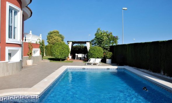 Resale - Villa - Rojales - Centro de la Ciudad Quesada