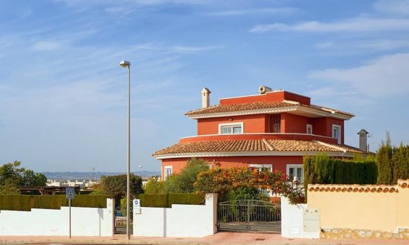 Resale - Villa - Rojales - Centro de la Ciudad Quesada