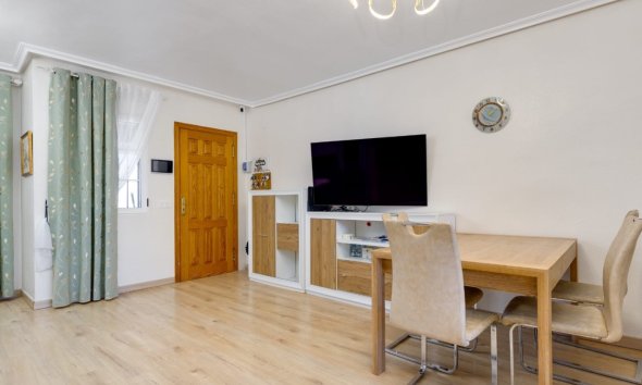 Resale - Terraced house / Townhouse - Torrevieja