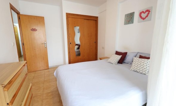 Resale - Apartment - Torrevieja - La Veleta