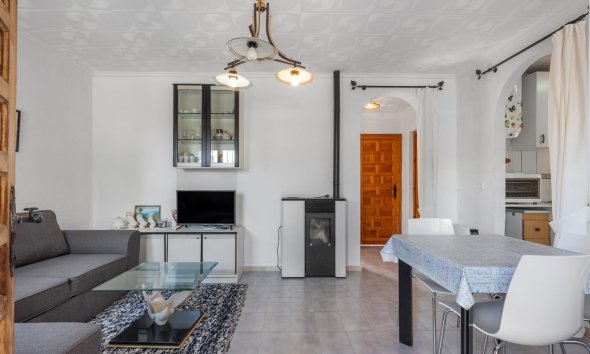 Resale - Villa - Torrevieja - El chaparral