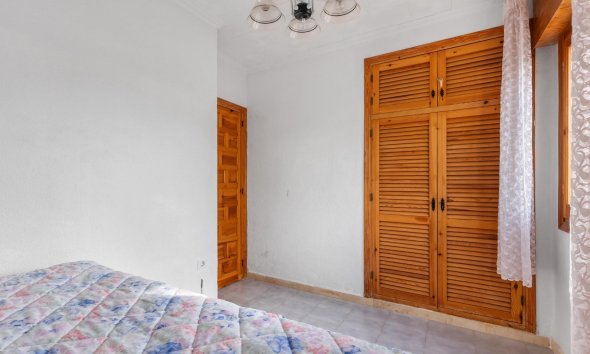 Resale - Villa - Torrevieja - El chaparral