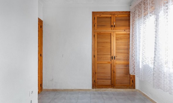 Resale - Villa - Torrevieja - El chaparral