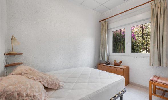 Resale - Villa - Torrevieja - El chaparral