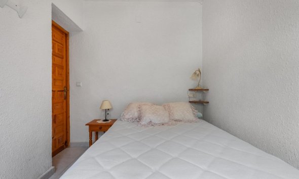 Resale - Villa - Torrevieja - El chaparral