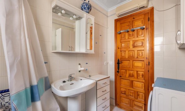 Resale - Villa - Torrevieja - El chaparral