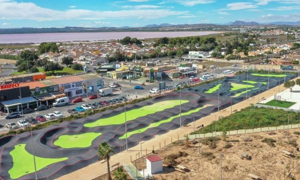 Resale - Villa - Torrevieja - El chaparral