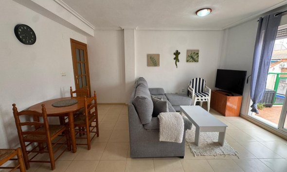 Resale - Apartment - Torrevieja - Playa de los locos