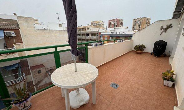 Resale - Apartment - Torrevieja - Playa de los locos