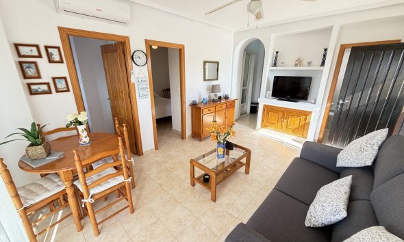 Resale - Apartment - Orihuela Costa - La Zenia