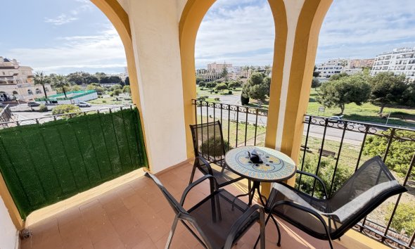 Resale - Apartment - Orihuela Costa - La Zenia