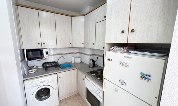 Resale - Apartment - Orihuela Costa - La Zenia