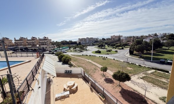 Resale - Apartment - Orihuela Costa - La Zenia