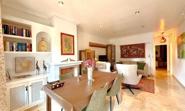 Resale - Terraced house / Townhouse - Orihuela Costa - Villamartín