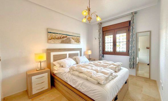 Resale - Terraced house / Townhouse - Orihuela Costa - Villamartín