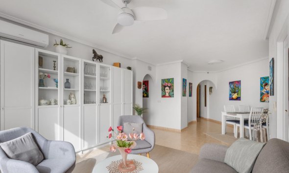 Resale - Apartment - Torrevieja - Estacion de autobuses