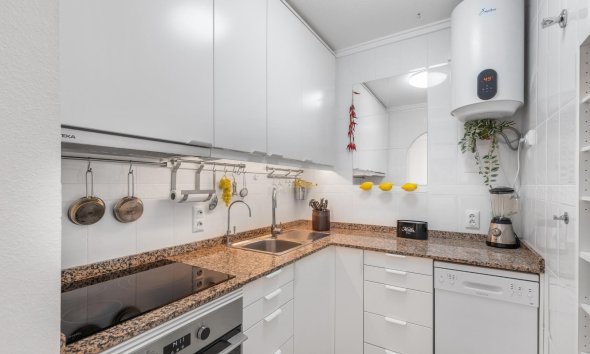 Resale - Apartment - Torrevieja - Estacion de autobuses