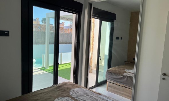 Resale - Villa - Orihuela Costa - Lomas de Cabo Roig