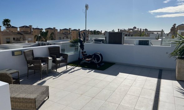 Resale - Villa - Orihuela Costa - Lomas de Cabo Roig