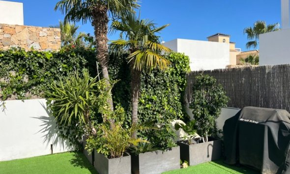 Resale - Villa - Orihuela Costa - Lomas de Cabo Roig