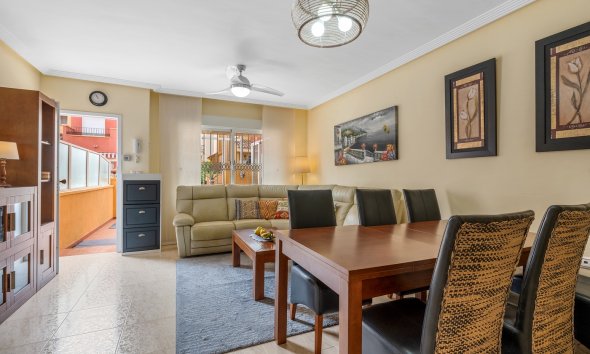 Resale - Terraced house / Townhouse - Orihuela Costa - Villamartín