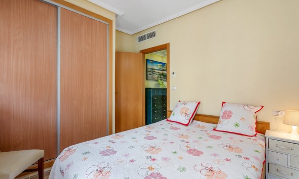 Resale - Terraced house / Townhouse - Orihuela Costa - Villamartín