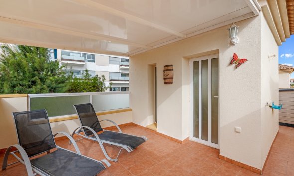 Resale - Terraced house / Townhouse - Orihuela Costa - Villamartín