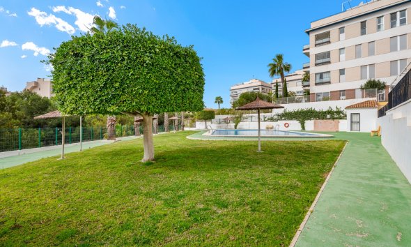 Resale - Terraced house / Townhouse - Orihuela Costa - Villamartín