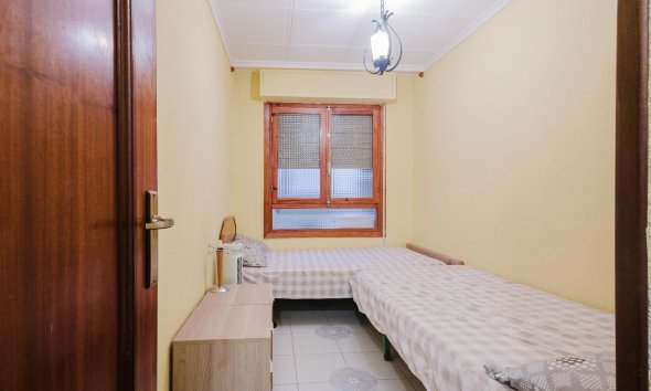 Resale - Apartment - Torrevieja - Playa del Acequión